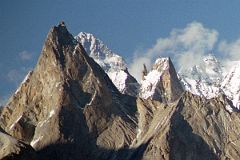 05B K2 West Face Just Before Sunset From Paiju.jpg